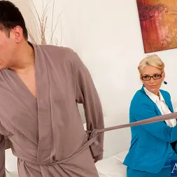 Phoenix Marie 在 'Naughty America' and Anthony Rosano in Naughty Office (縮略圖 3)