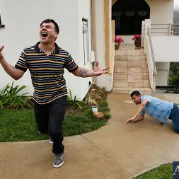 Ava Devine में and Anthony Rosano in My Friends Hot Mom (फोटो 1) Ava Devine में 'Naughty America' and Anthony Rosano in My Friends Hot Mom (थंबनेल 1)