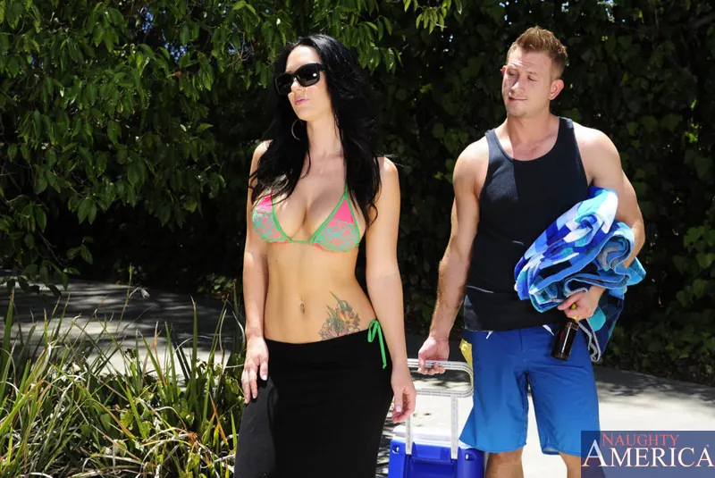 Naughty America 'and Bill Bailey in My Dad's Hot Girlfriend' Darsteller Jayden Jaymes (Foto 1)