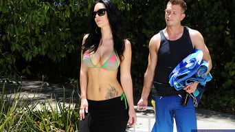 Jayden Jaymes en 'Jayden jaymes y Bill Bailey en la novia caliente de mi padre'