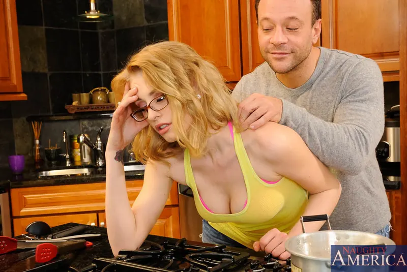 Allie James in 'and Kurt Lockwood in Neighbor Affair' from 'Naughty America' (Photo 2) Naughty America 'and Kurt Lockwood in Neighbor Affair' starring Allie James (Photo 2)