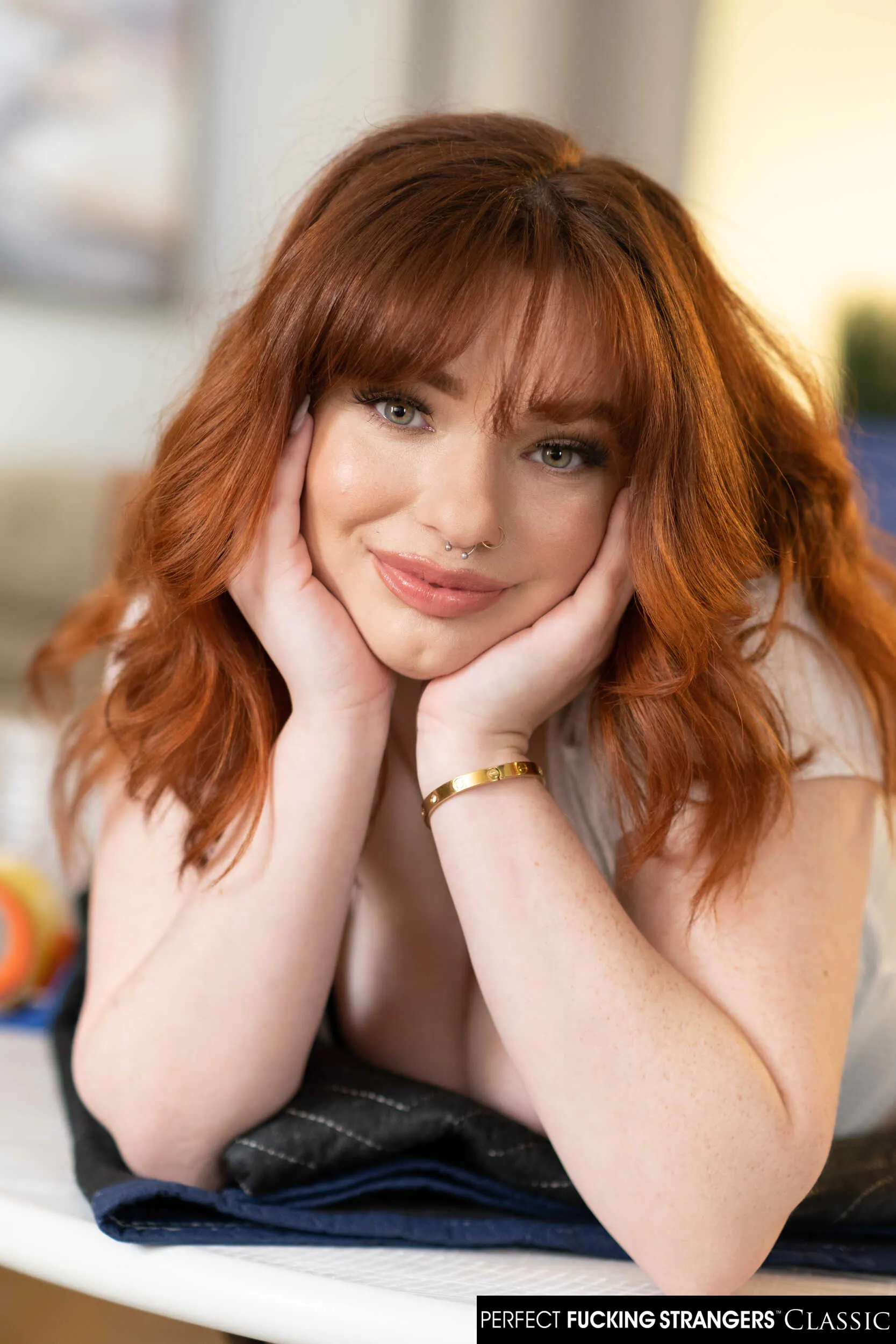 Naughty America 'Perfect Fucking Strangers' protagonizando Annabel Redd (foto 58)