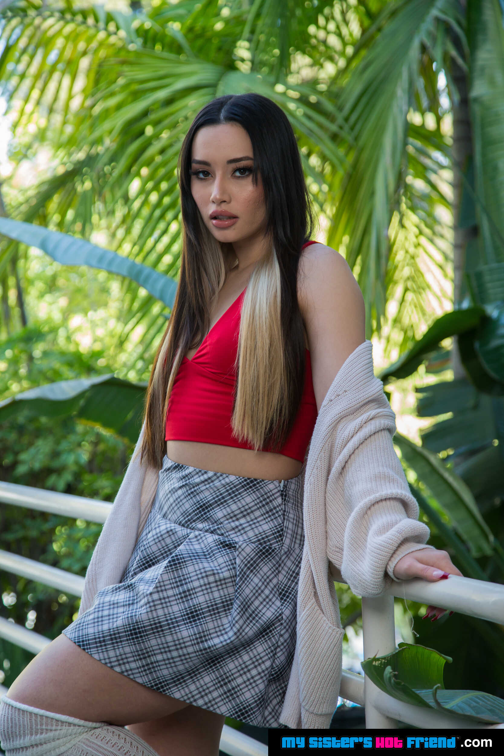 Aria Lee 内 'Naughty America' 自然的拉丁裔阿里亚·李在宿舍被朋友的哥哥操 (缩略图 165)