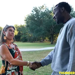 Athena West में 'Naughty America' Thundercock (थंबनेल 5)