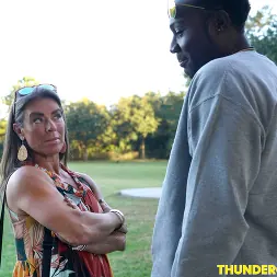 Athena West में 'Naughty America' Thundercock (थंबनेल 6)