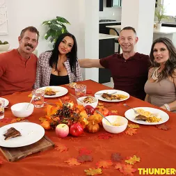 Audrey Bitoni में 'Naughty America' Thundercock (थंबनेल 125)