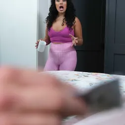 Brianna Bourbon in 'Naughty America' My Friend's Hot Mom (Thumbnail 18)