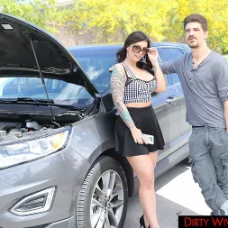 Ivy LeBelle in 'Naughty America' Dirty Wives Club (Thumbnail 568)