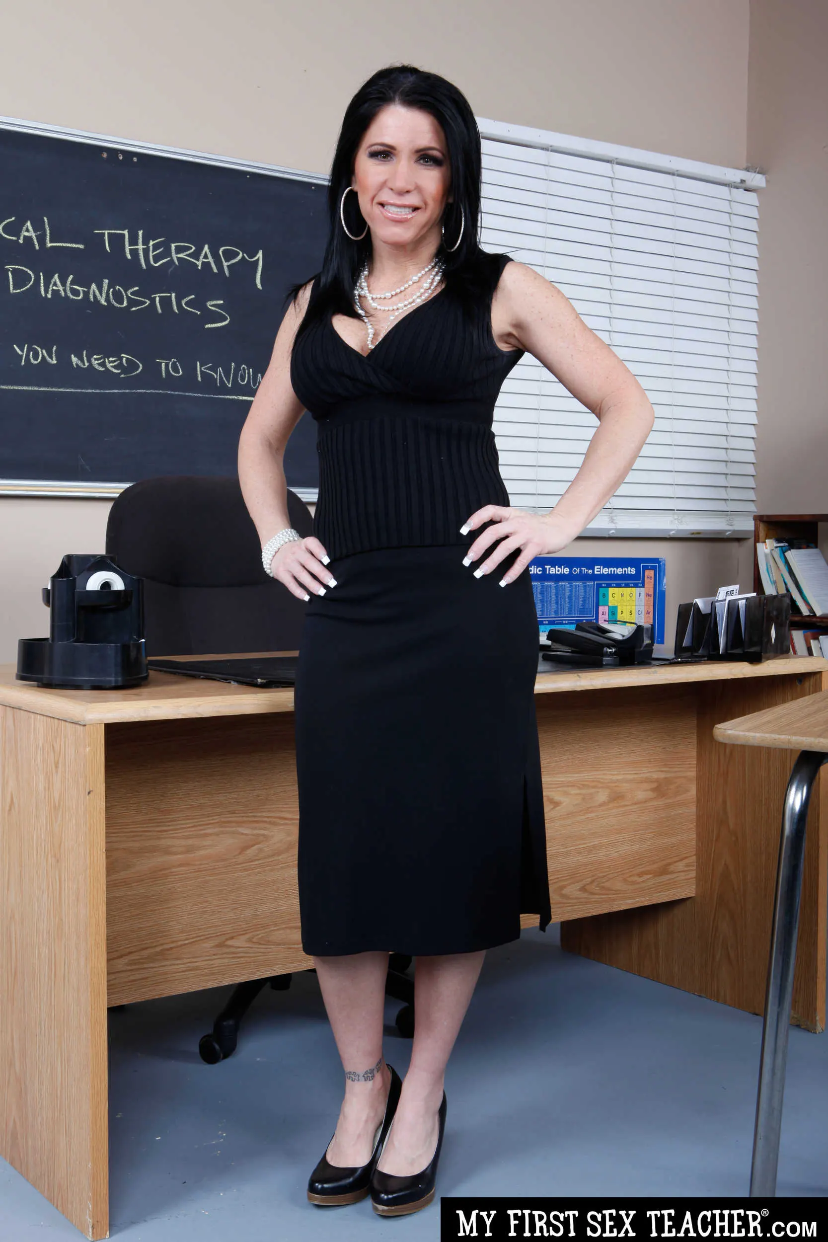 Naughty America 'My First Sex Teacher' starring Kendra Secrets (Photo 1)