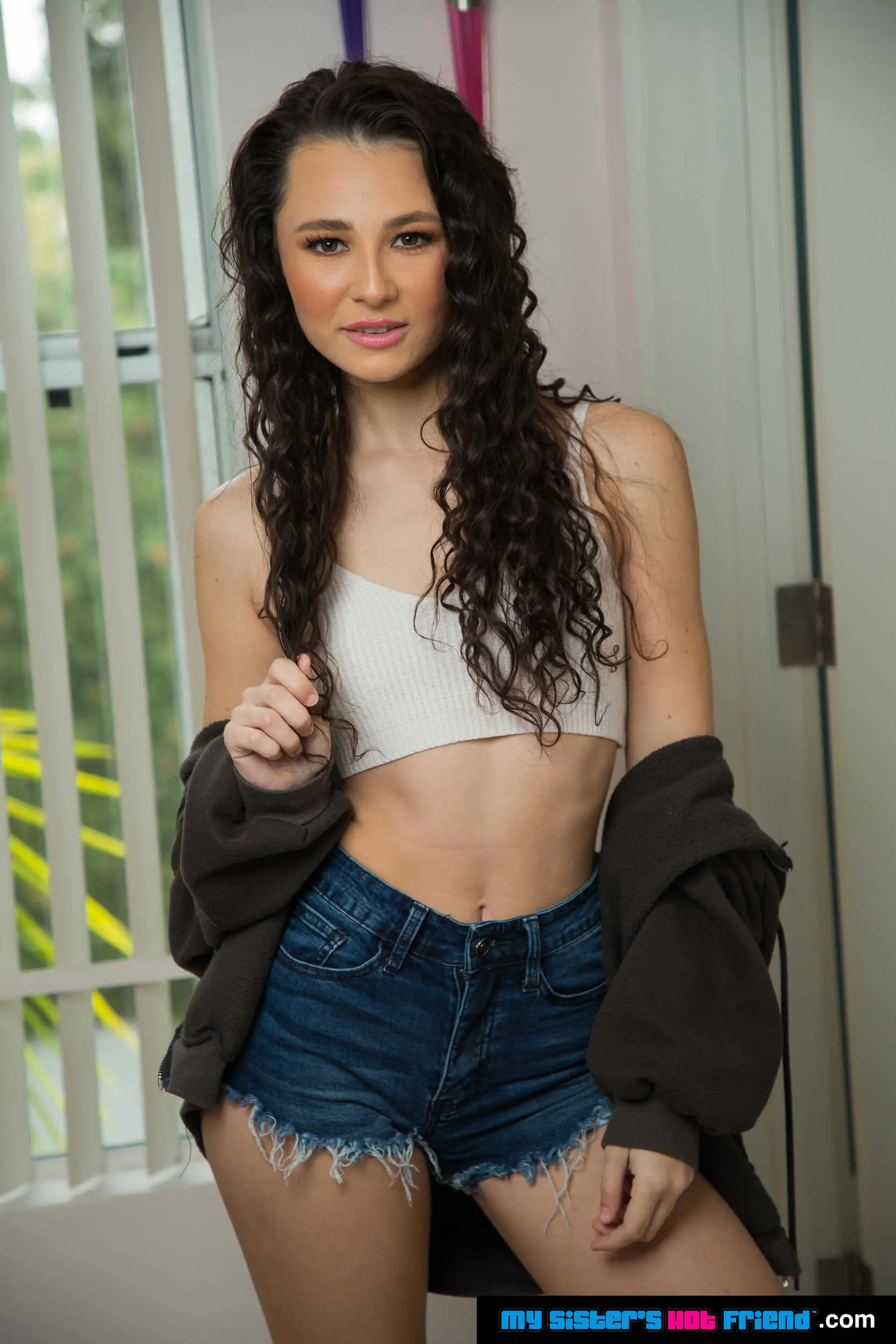 Naughty America 'wants her friend's brother's big cock' Ролях Liz Jordan (Фото 208)