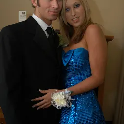 Memphis Monroe in 'Naughty America' fucks like a dream (Thumbnail 24)